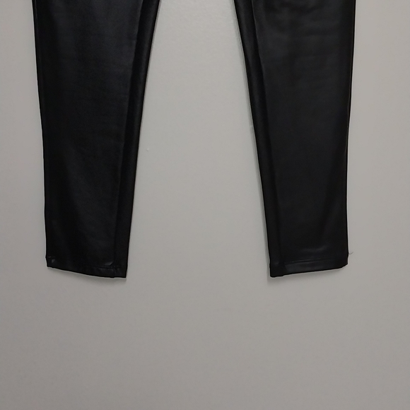 NWT JUST BE faux leather black leggings size large - Picture 3 of 6
